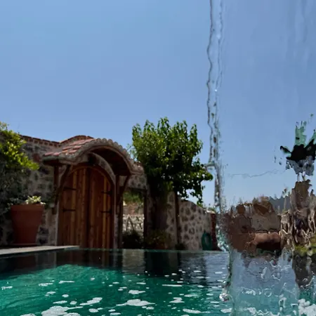 Luxury Stone With Salt Water Pool And Jacuzzi Vila *
