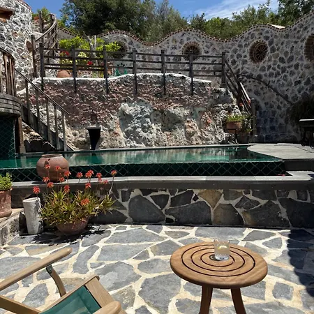 Vilă Luxury Stone With Salt Water Pool And Jacuzzi *