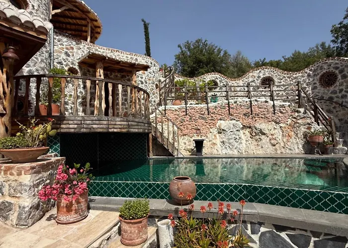 Luxury Stone With Salt Water Pool And Jacuzzi Vilă Kayakoy