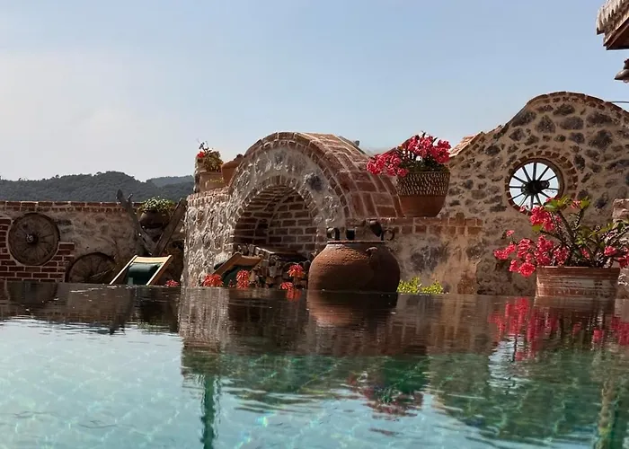 Vilă Luxury Stone With Salt Water Pool And Jacuzzi